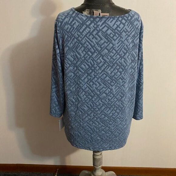 Easy Wear by Chico's Block Strokes Texture 3/4 sleeve top, size 3/16 - Picture 2 of 3